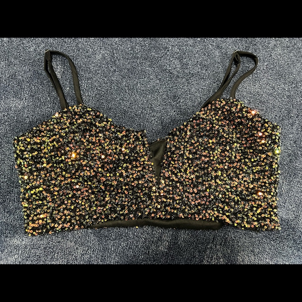 Sequin crop top never worn